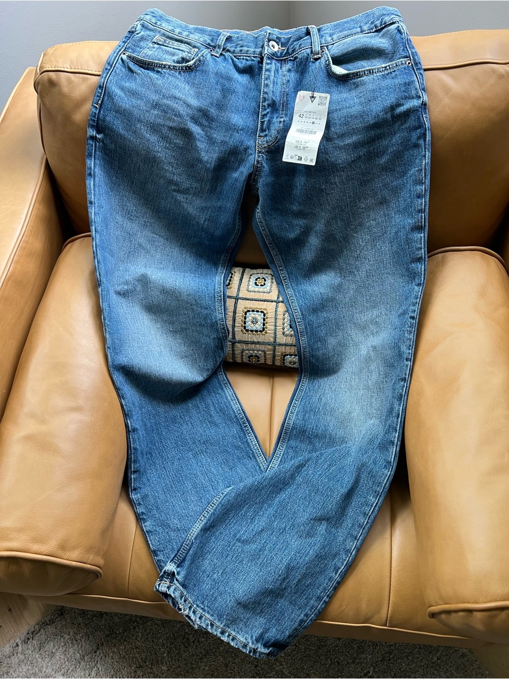 Zara Medium Blue Women’s Jeans size 10